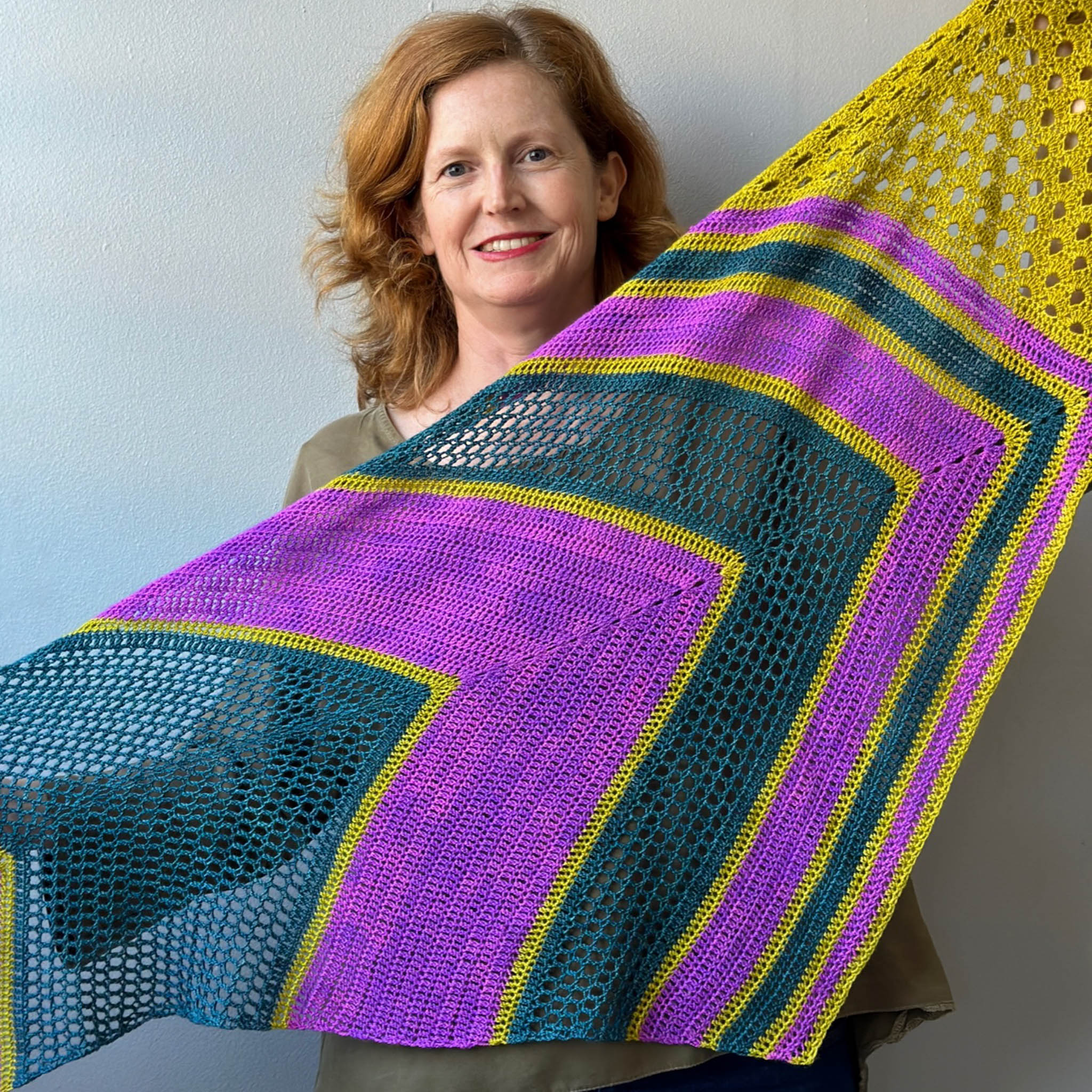 Fuchsia Fichu Shawl Bundle