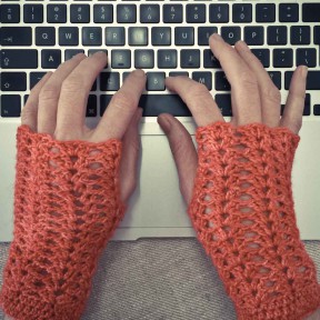 Speedy-fingerless-gloves